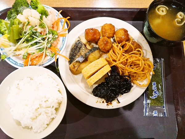 朝食ブッフェ