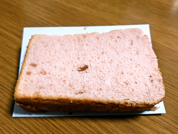 桜のシフォンケーキ