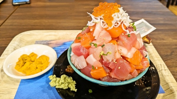 海鮮丼