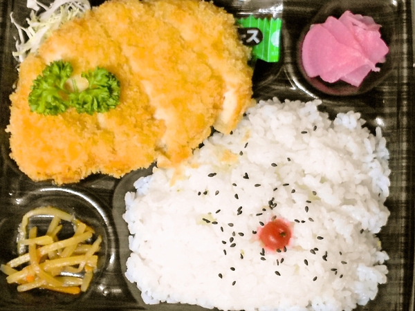 チキンカツ弁当