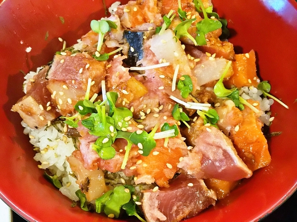 大盛り海鮮丼