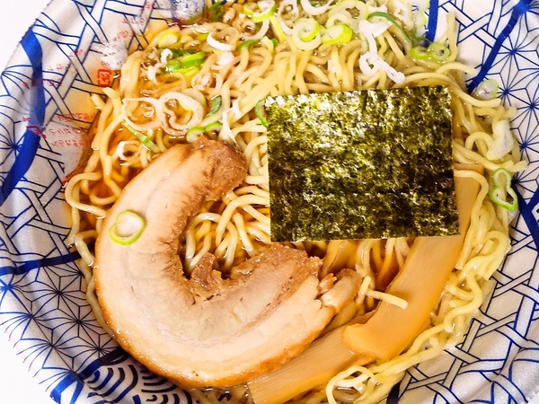 旭川醤油ラーメン