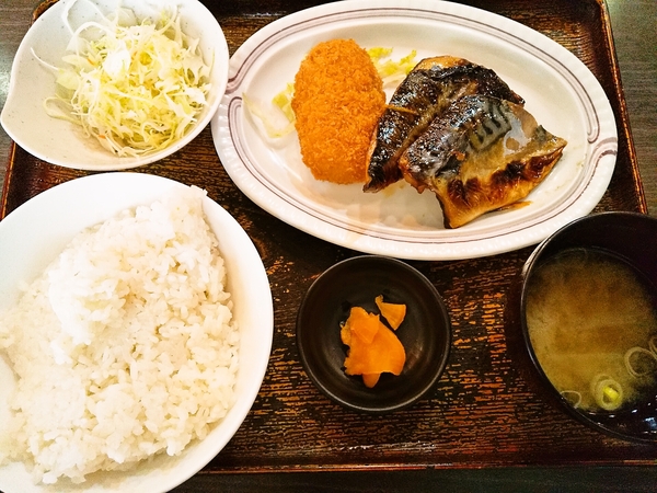 サバコロ定食