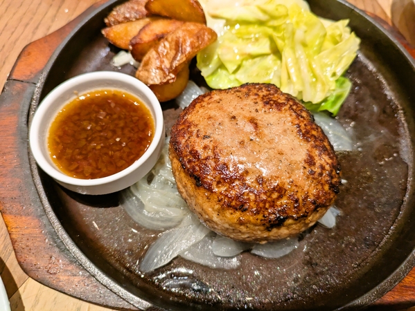手ごねハンバーグ