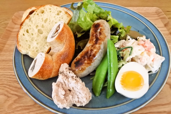 プレートランチ(SHAREじょうはな織館　sino a Bagel dining)