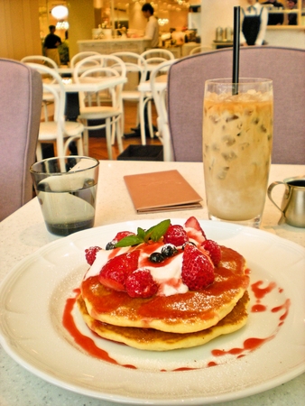 超 美味しく変換 二子玉川ライズのジル スチュアートカフェでパンケーキ食べたよ