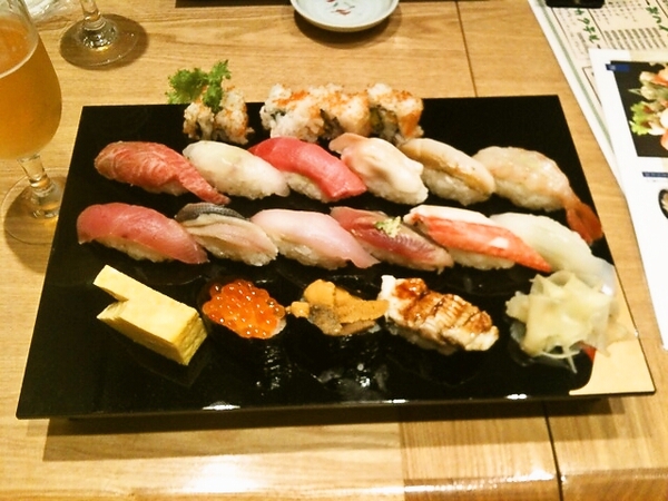 仙台で奮発して食べたお寿司。確かに美味しそうに仕上がっています ＾＾；
