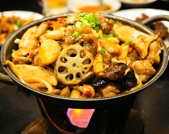 幹鍋牛蛙（2,480円）麻辣工房成都草堂＠池袋