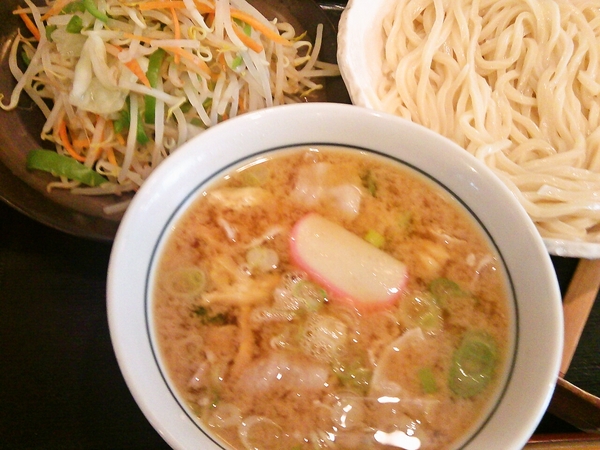 みそ肉汁野菜盛りうどん＠鬼吉うどん(埼玉県富士見市)