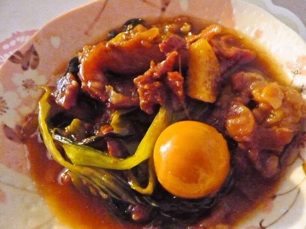 牛すじ煮込み　鶏きんかん入り
