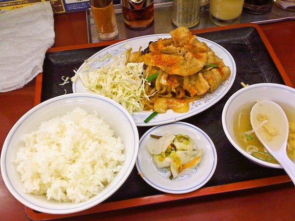 福しん　生姜焼き定食