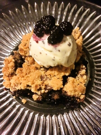 Blackberry vanilla cake cobbler!