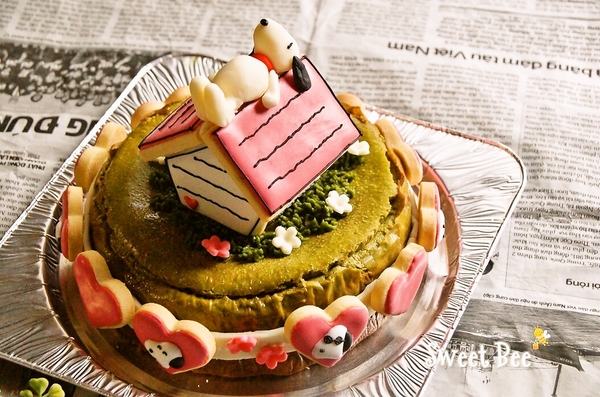 超 美味しく変換 スヌーピー誕生日ケーキ