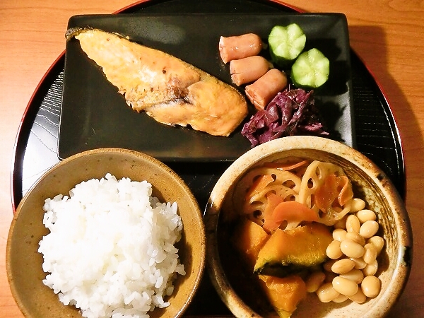 鮭の西京焼で晩ごはん