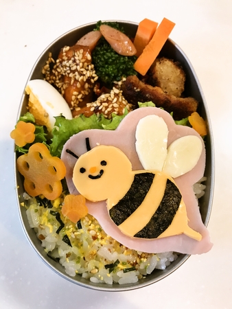 幼稚園弁当6.4