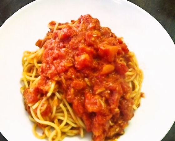 トマトパスタ
