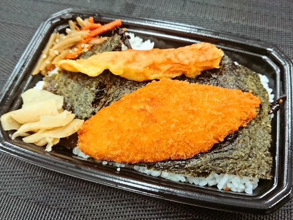 今日はのり弁当が税込４０円♪