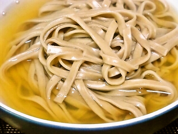 蓮根麺　レンコン麺