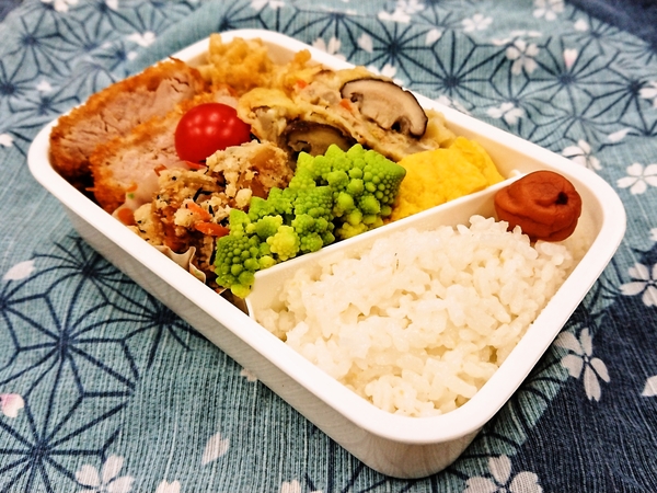 今日の愛妻弁当♪200206