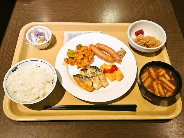 朝食バイキング