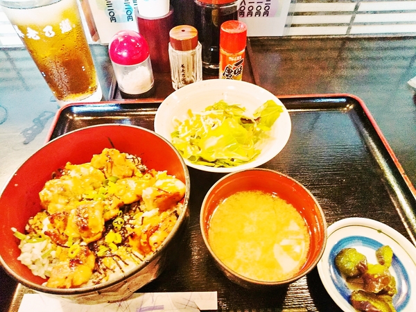 養老ランチ　焼き鳥丼