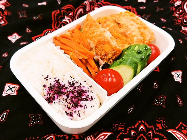 今日の愛妻弁当♪200602