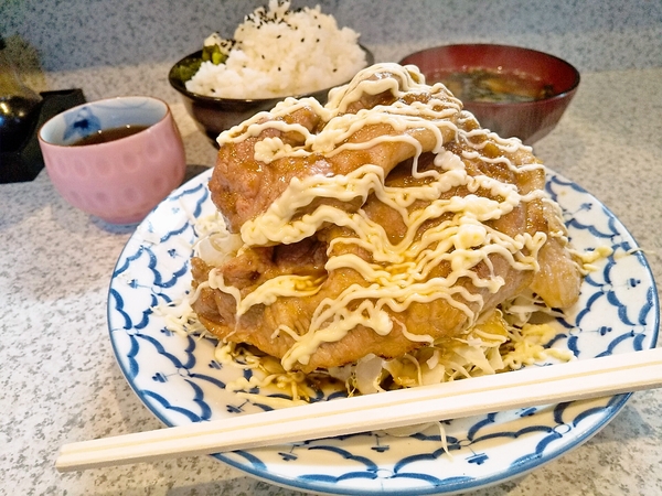 マウンテン生姜焼き定食