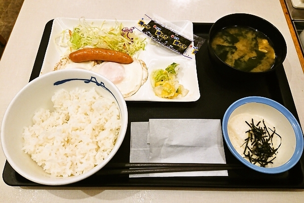 松屋で朝食