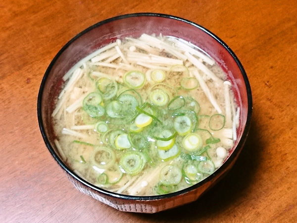 ミヤサイ＠京都・福知山の１年ものの黒大豆味噌で作った味噌汁