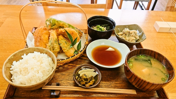 粂蔵＠京都・福知山の鶏天定食