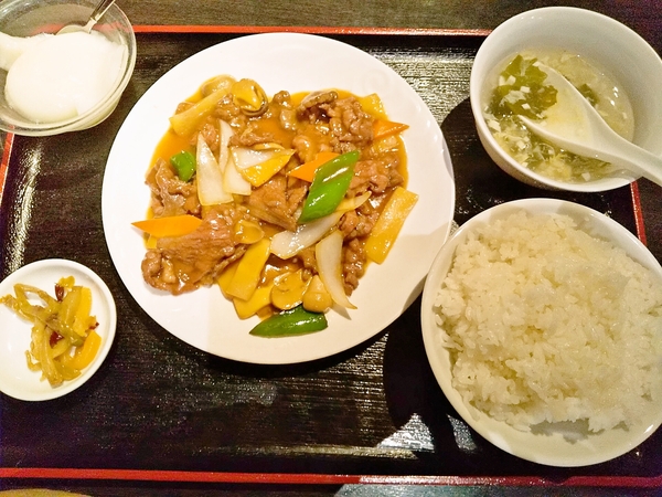 牛肉のオイスターソース炒め定食