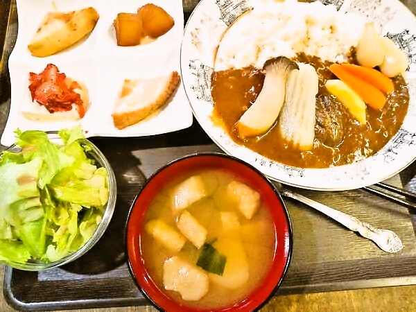 野菜カレーランチ