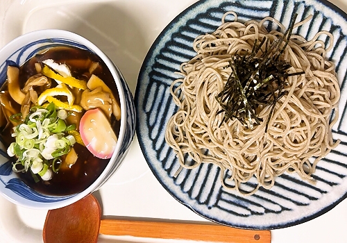 『きのこあんかけつけ汁＆ざるそば』グラーノ