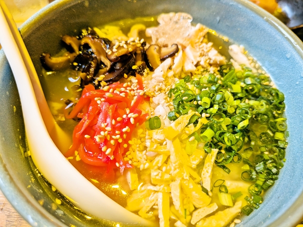 冷やし鶏飯
