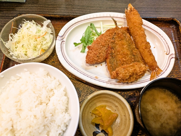 海鮮フライ盛合せ定食