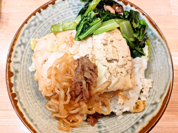 すき焼き風煮丼
