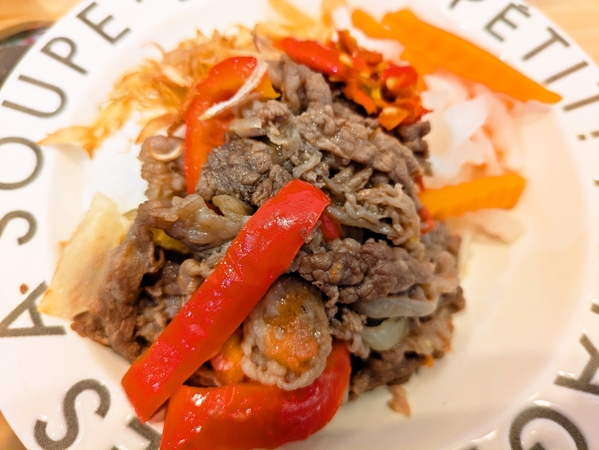 ベトナム風牛焼肉ライス