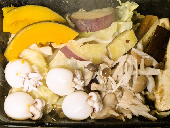 紋甲イカと半日分の野菜煮込み