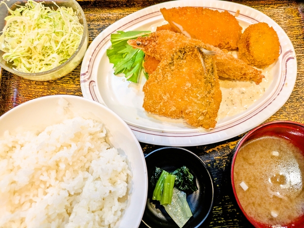 シ一フ一ドフライランチ