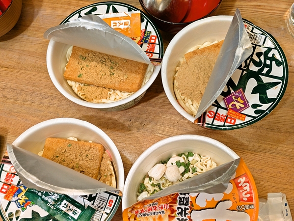 どん兵衛食べ比べ