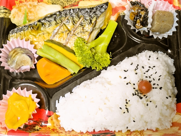 魚屋の焼鯖弁当