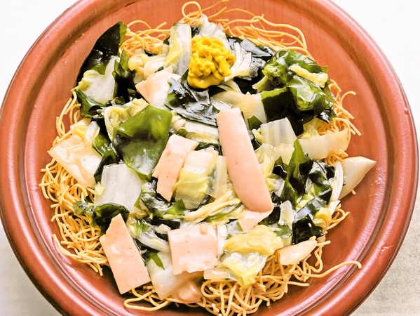 ワカメを足して朝食