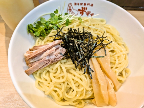 ずずずぃっとな