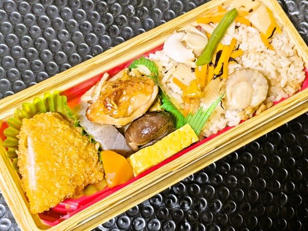 海老カツと帆立ごはん弁当