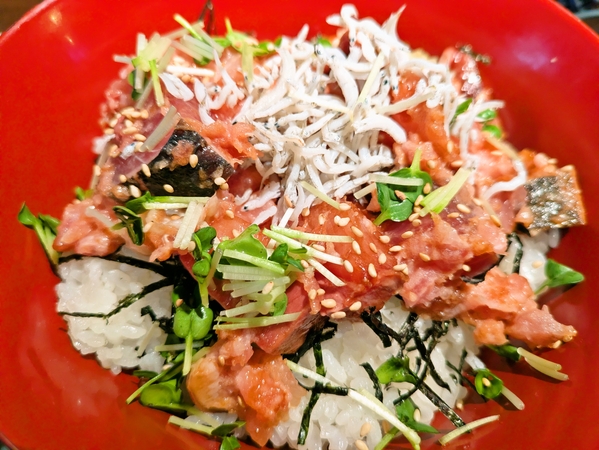 海鮮丼大盛り