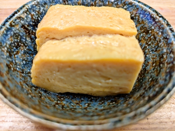 某焼鳥店の玉子焼き