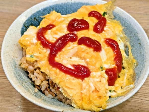オムライス丼