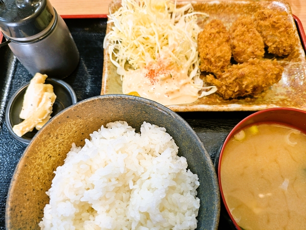 牡蠣フライランチ