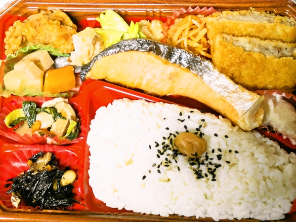 ボリューム幕の内弁当