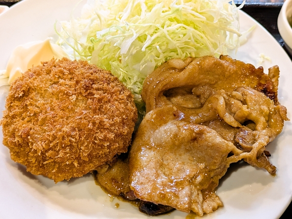 イカメンチと豚ロ一ス焼き